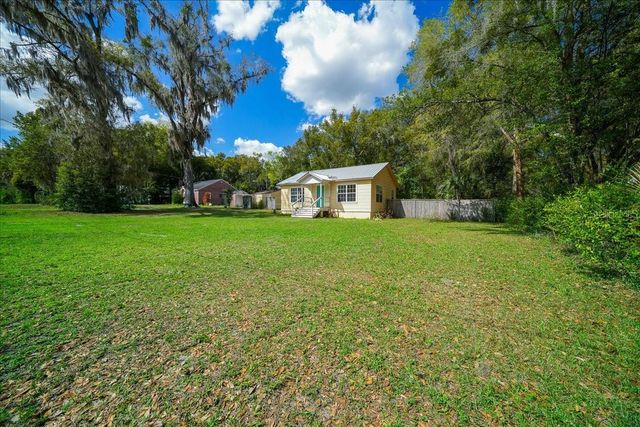 945 NE 20TH STREET, Ocala, FL 34470