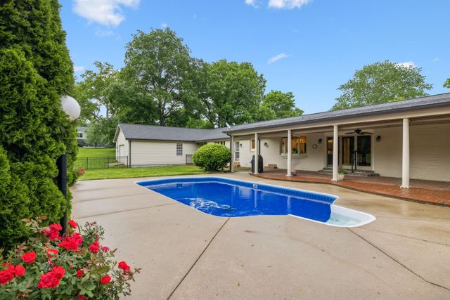 321 Granny White Pike, Brentwood, TN 37027