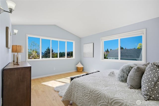 2313 N 39th Street, Seattle, WA 98103