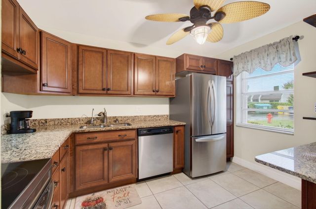 136 Lake Rebecca Drive, West Palm Beach, FL 33411