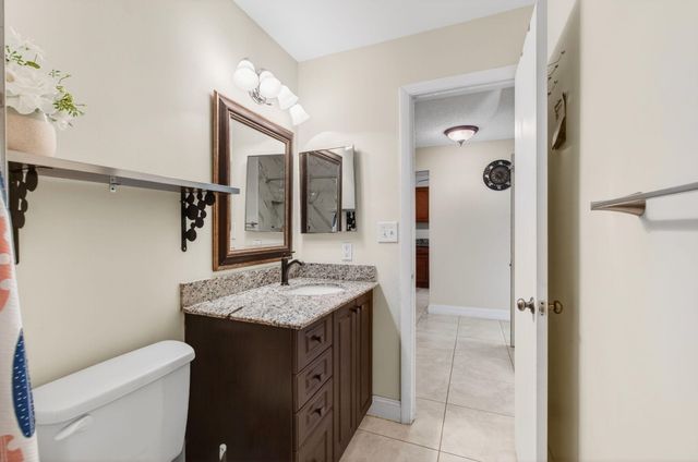 136 Lake Rebecca Drive, West Palm Beach, FL 33411