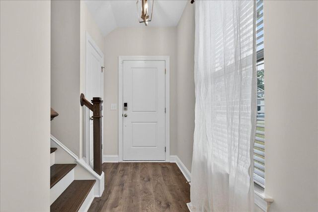 210 Wappoo Trace Lane, Summerville, SC 29486