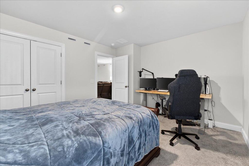 Image 26 of property listing at 210 Wappoo Trace Lane, Summerville, SC 29486