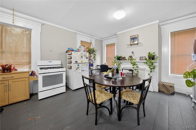 612 West Seneca Turnpike Avenue, Syracuse, NY 13207