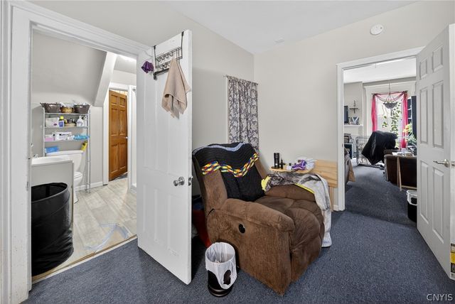 612 West Seneca Turnpike Avenue, Syracuse, NY 13207