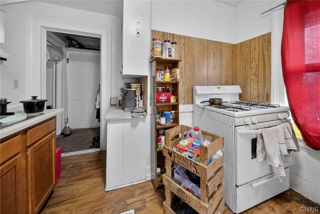 612 West Seneca Turnpike Avenue, Syracuse, NY 13207