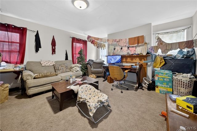 612 West Seneca Turnpike Avenue, Syracuse, NY 13207