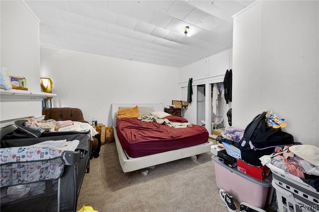 612 West Seneca Turnpike Avenue, Syracuse, NY 13207