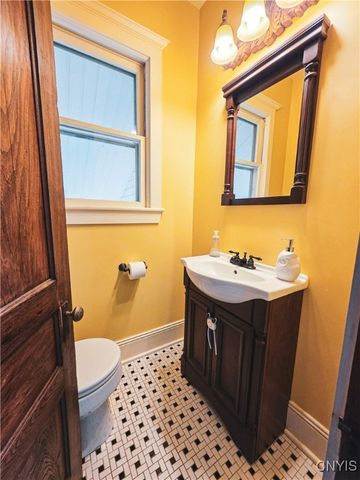 118 East Genesee Street, Auburn, NY 13021