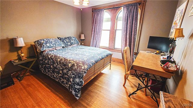 118 East Genesee Street, Auburn, NY 13021