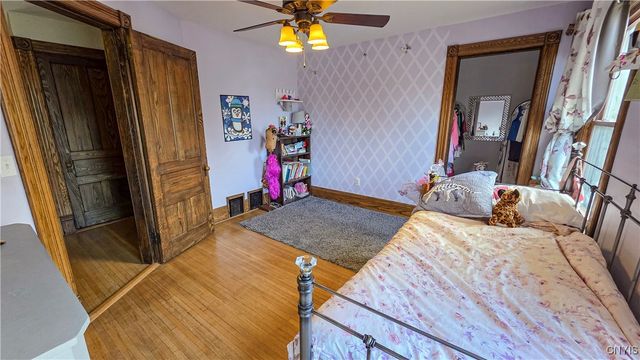 118 East Genesee Street, Auburn, NY 13021