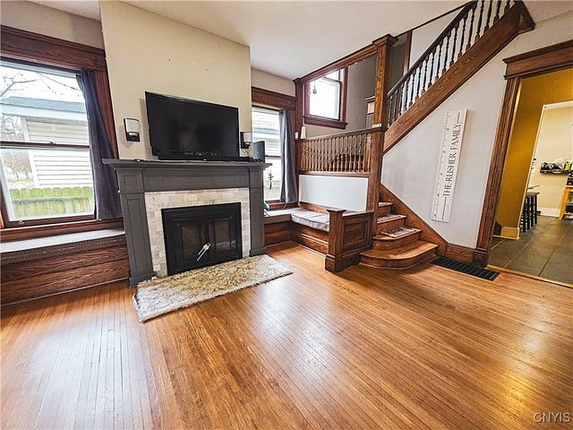 118 East Genesee Street, Auburn, NY 13021