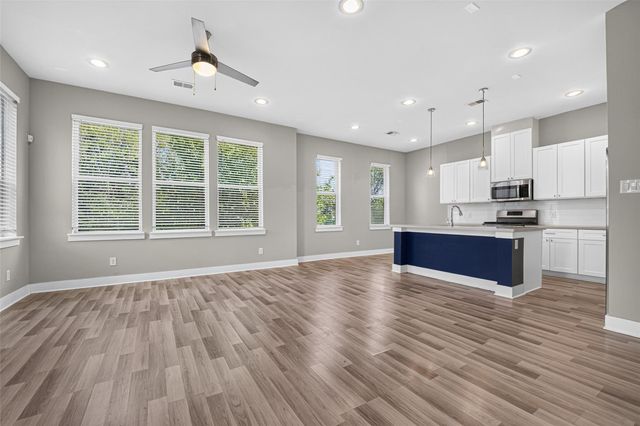 6744 Del Rio St, Houston, TX 77021
