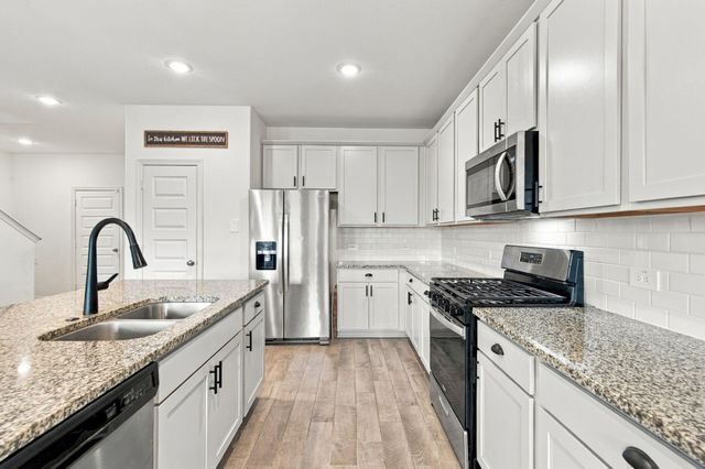 14424 Sunny Bend Way, Conroe, TX 77303