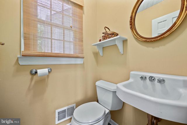 339 MOUNTAINVIEW RD, Skillman, NJ 08558
