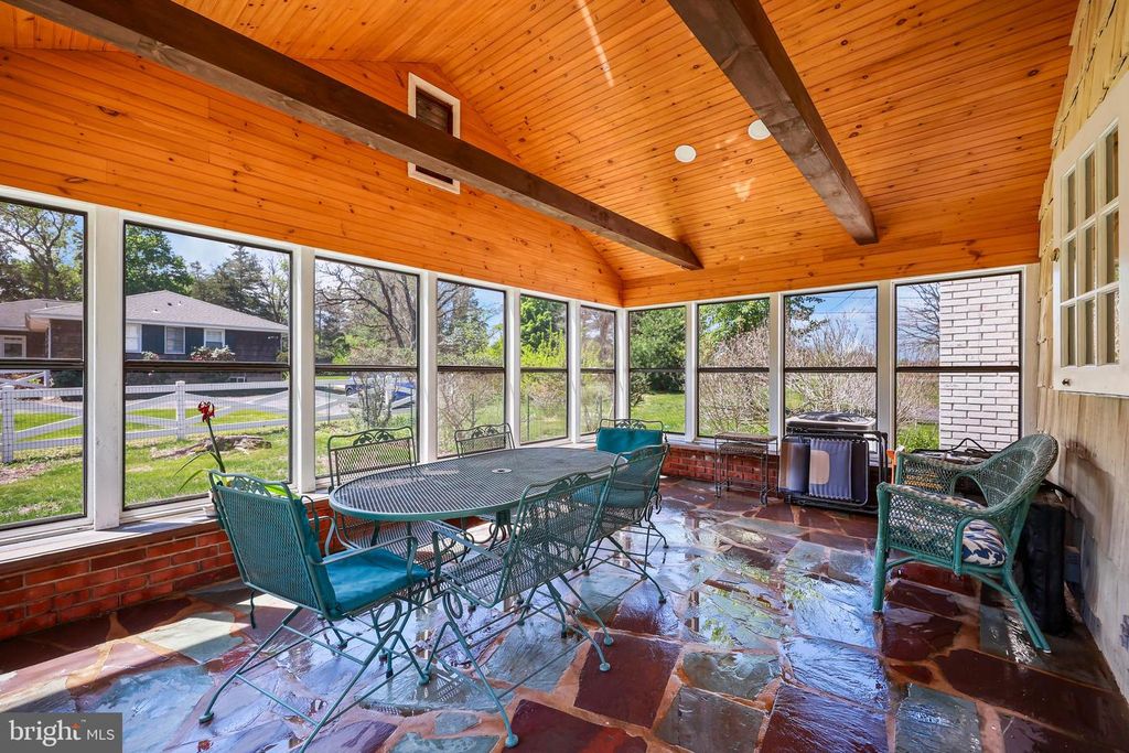 Image 26 of property listing at 339 MOUNTAINVIEW RD, Skillman, NJ 08558