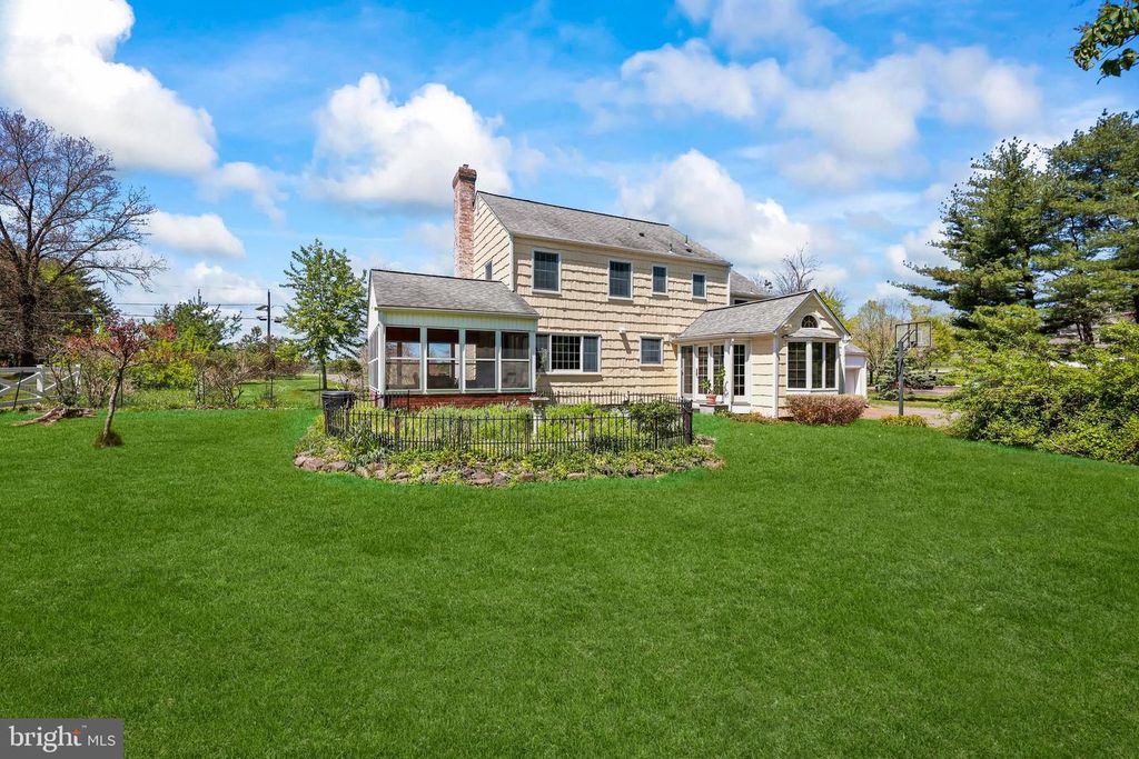 Image 38 of property listing at 339 MOUNTAINVIEW RD, Skillman, NJ 08558