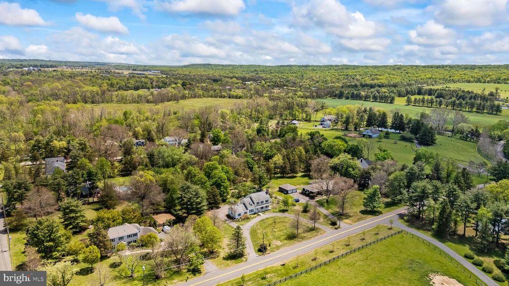 Image 53 of property listing at 339 MOUNTAINVIEW RD, Skillman, NJ 08558