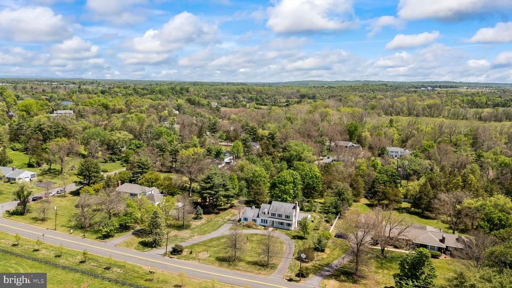 Image 54 of property listing at 339 MOUNTAINVIEW RD, Skillman, NJ 08558