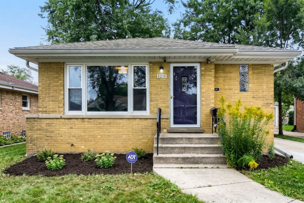 8208 Ridgeway Avenue, Skokie, IL 60076 — exterior