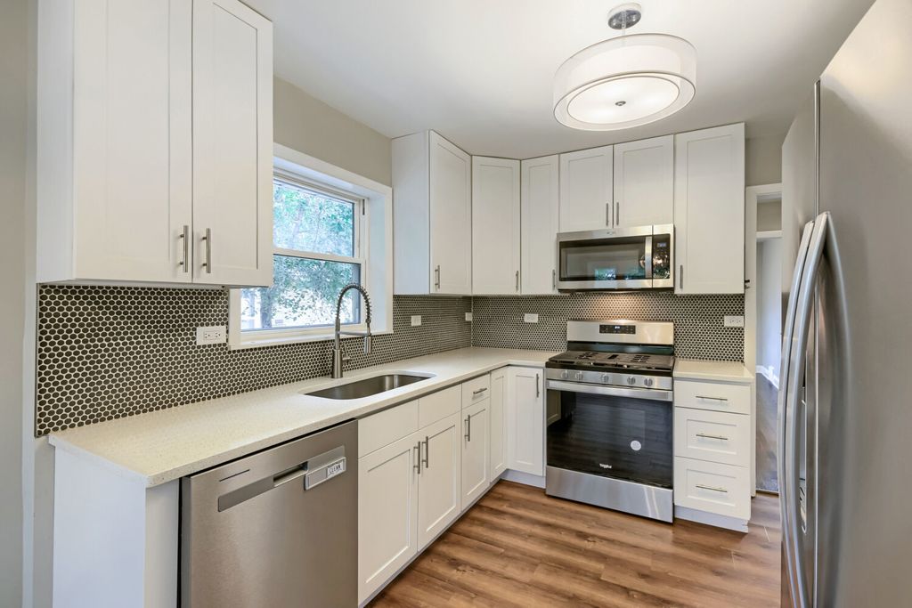 8208 Ridgeway Avenue, Skokie, IL 60076 — photo 5