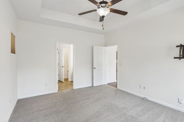 2450 Duxbury Dr, Columbia, TN 38401