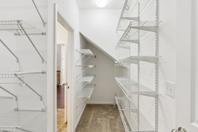 2450 Duxbury Dr, Columbia, TN 38401