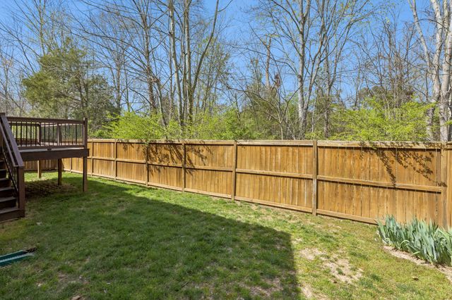 2450 Duxbury Dr, Columbia, TN 38401