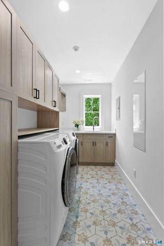 7 Short Street, Westport, CT 06880