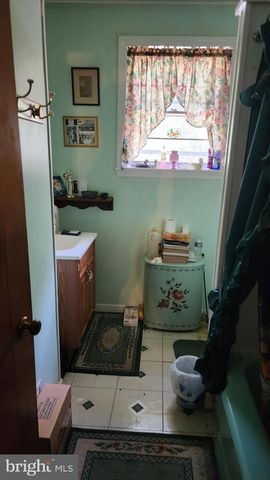820 LOWER MILL RD, Pittsgrove, NJ 08318