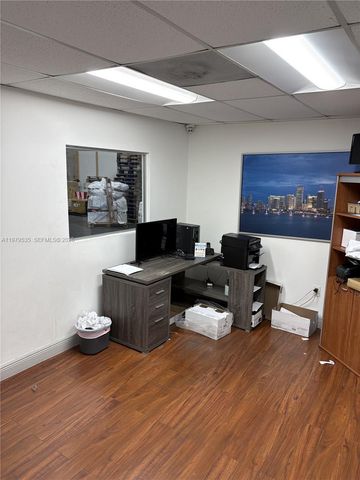 7975 NW 21 Street, Doral, FL 33122