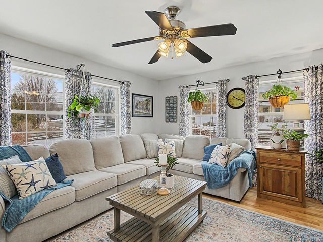 31 Horseshoe Circle, Milton, VT 05468