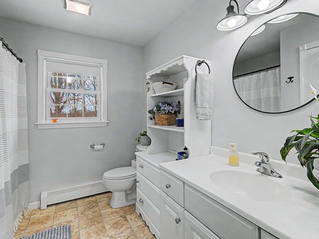 31 Horseshoe Circle, Milton, VT 05468