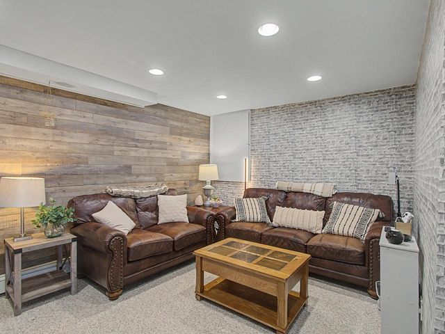 31 Horseshoe Circle, Milton, VT 05468