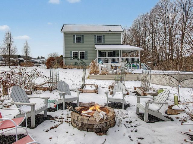 31 Horseshoe Circle, Milton, VT 05468