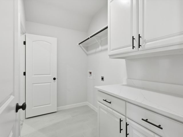 2005 Forest Bridge Drive, Azle, TX 76020