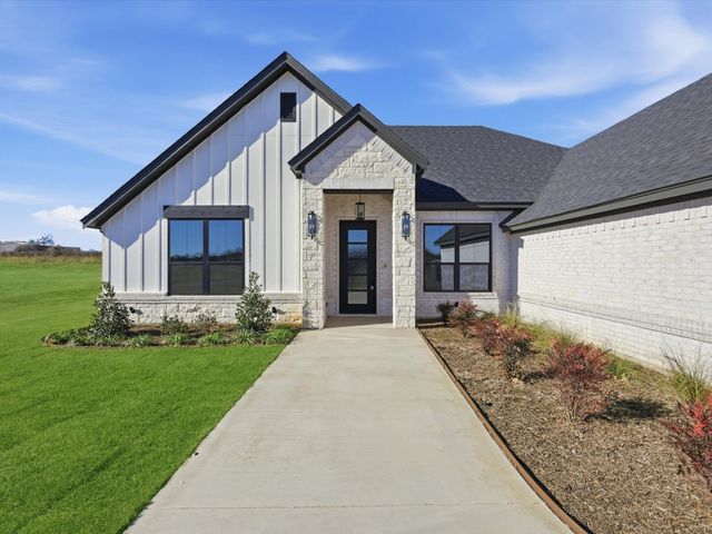 2005 Forest Bridge Drive, Azle, TX 76020