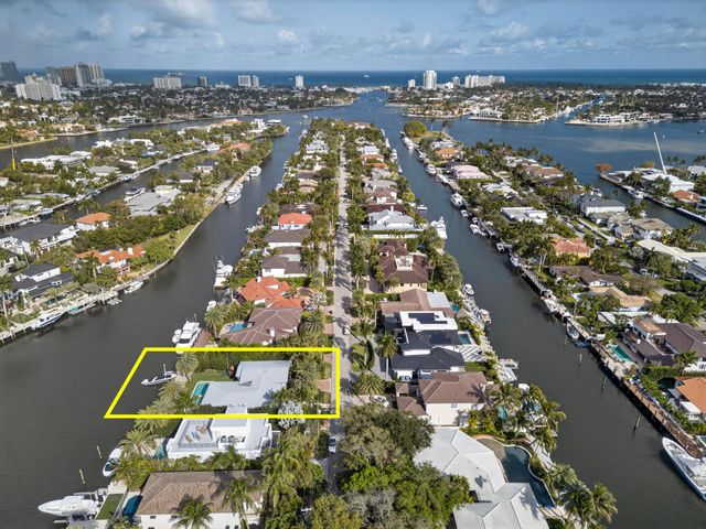 1605 SE 9th Street, Fort Lauderdale, FL 33316