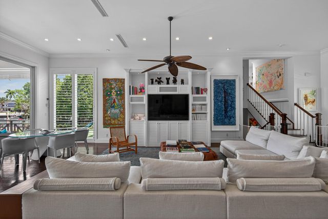 1605 SE 9th Street, Fort Lauderdale, FL 33316