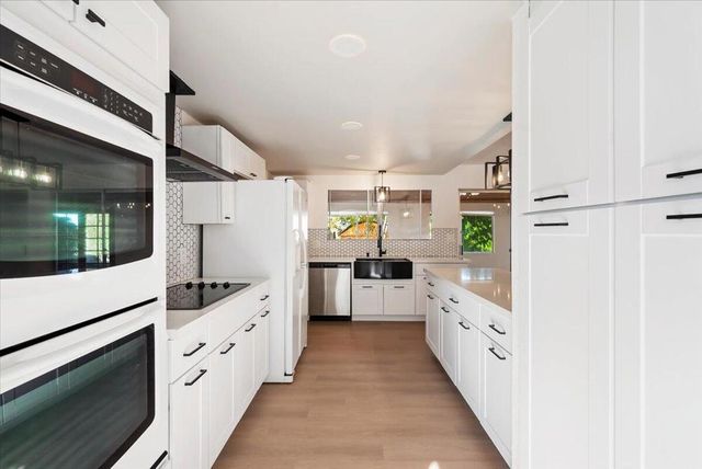 58748 Natoma Trail, Yucca Valley, CA 92284