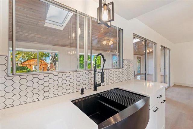 58748 Natoma Trail, Yucca Valley, CA 92284