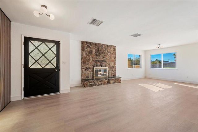 58748 Natoma Trail, Yucca Valley, CA 92284