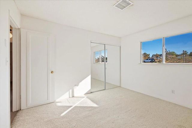 58748 Natoma Trail, Yucca Valley, CA 92284