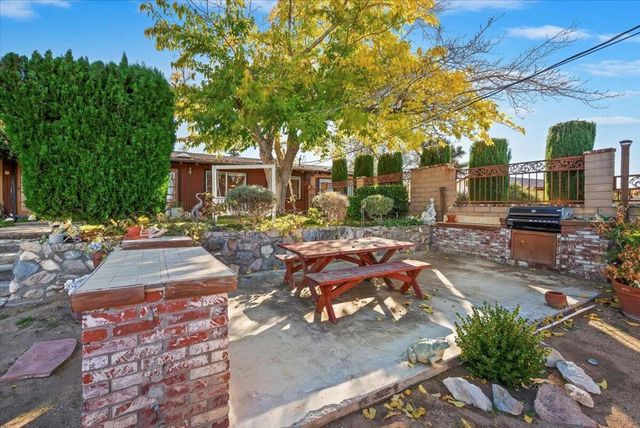 58748 Natoma Trail, Yucca Valley, CA 92284