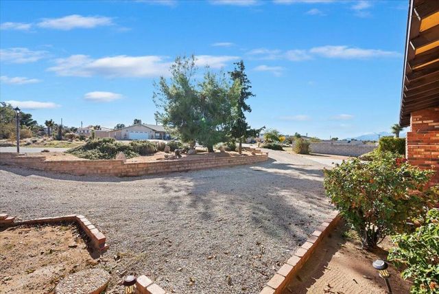 58748 Natoma Trail, Yucca Valley, CA 92284