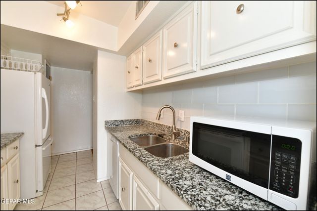 6201 Escondido Drive 17D, El Paso, TX 79912