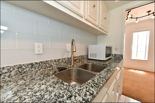 6201 Escondido Drive 17D, El Paso, TX 79912