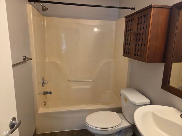 6041 N Buell Lane, Indianapolis, IN 46254