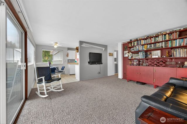 361 Salal Way, Sequim, WA 98382