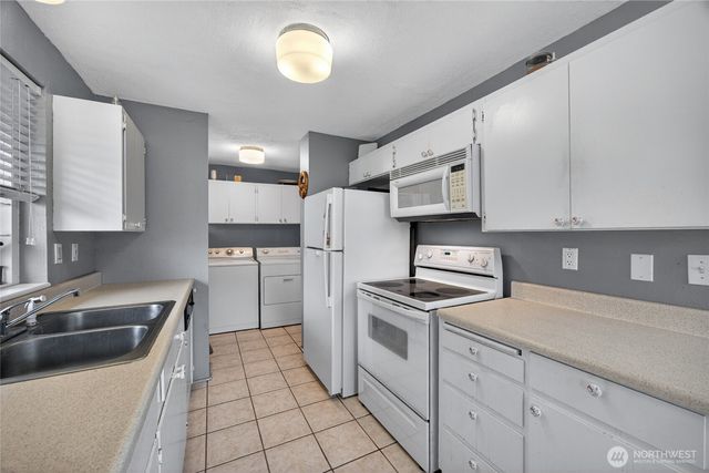 361 Salal Way, Sequim, WA 98382